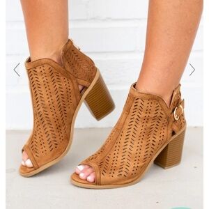 Love to Love You tan booties 4” heel open toe side gold buckle back zip